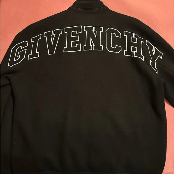 【関税＆送料込み】Givenchy Jacket With Logo BM012E1YCM_001_98572061-179f-